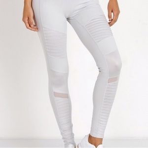 Alo Moto Leggings Light Grey (XS)